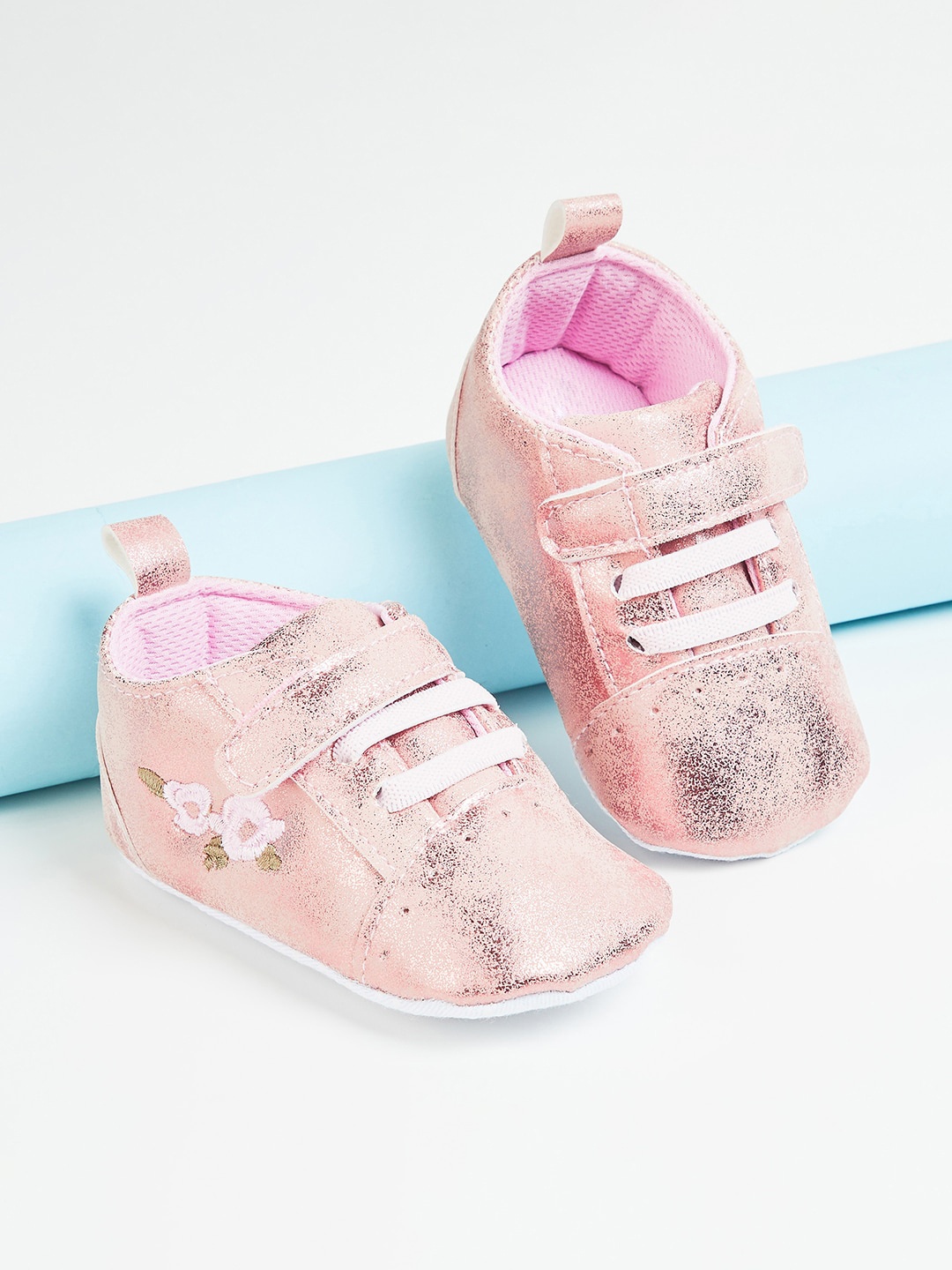 

Fame Forever by Lifestyle Girls Embellished Comfort Insole Sneakers, Pink