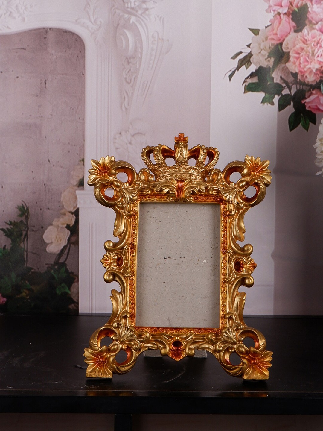 

THE WHITE INK DECOR Beige Timeless Elegance Victorian Textured Photo Frame