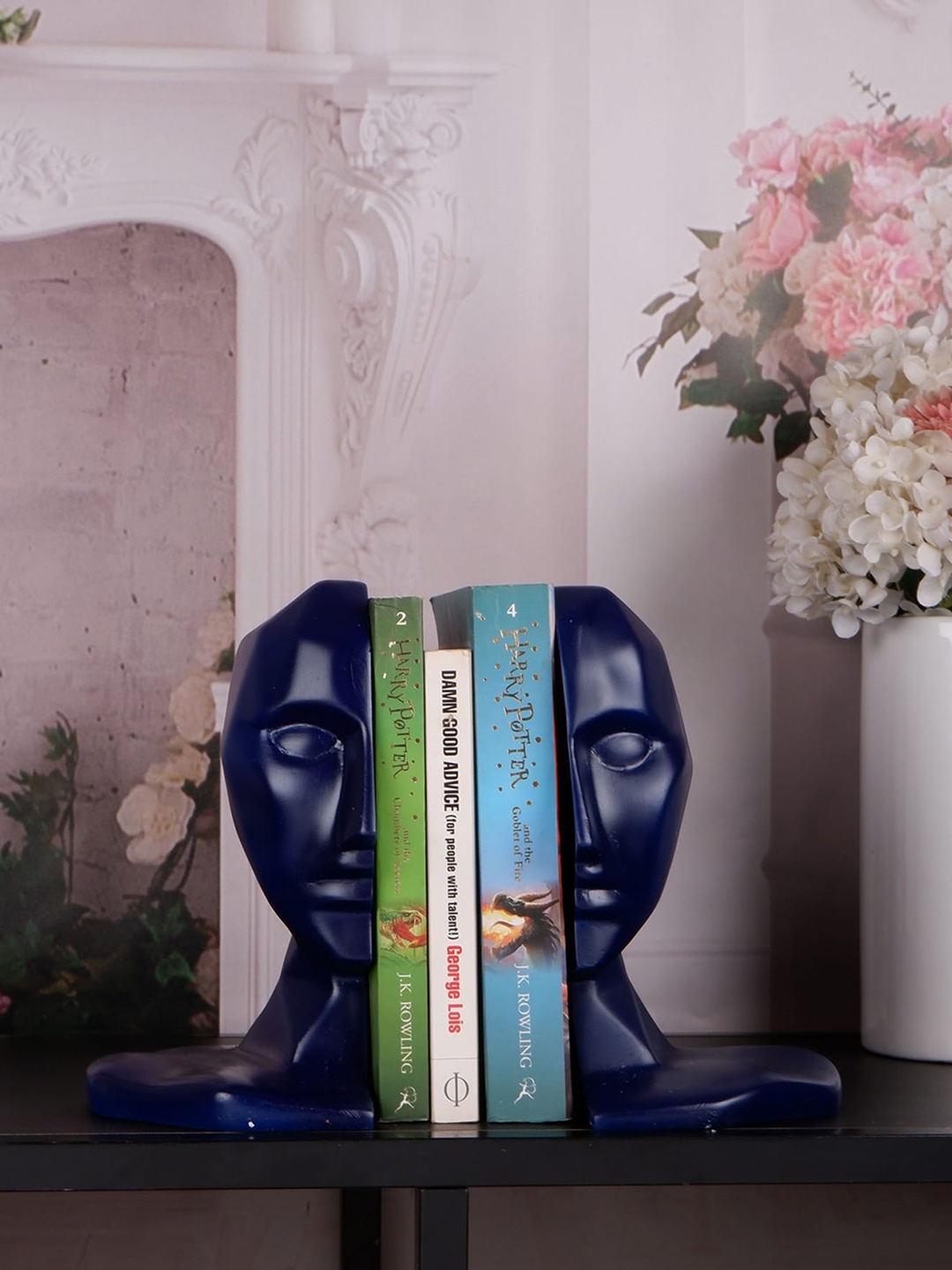 

THE WHITE INK DECOR Blue Face-Design Book End Showpiece