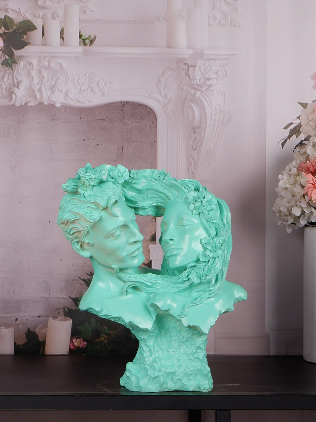 

THE WHITE INK DECOR Green Textured Romanian Couple Showpiece