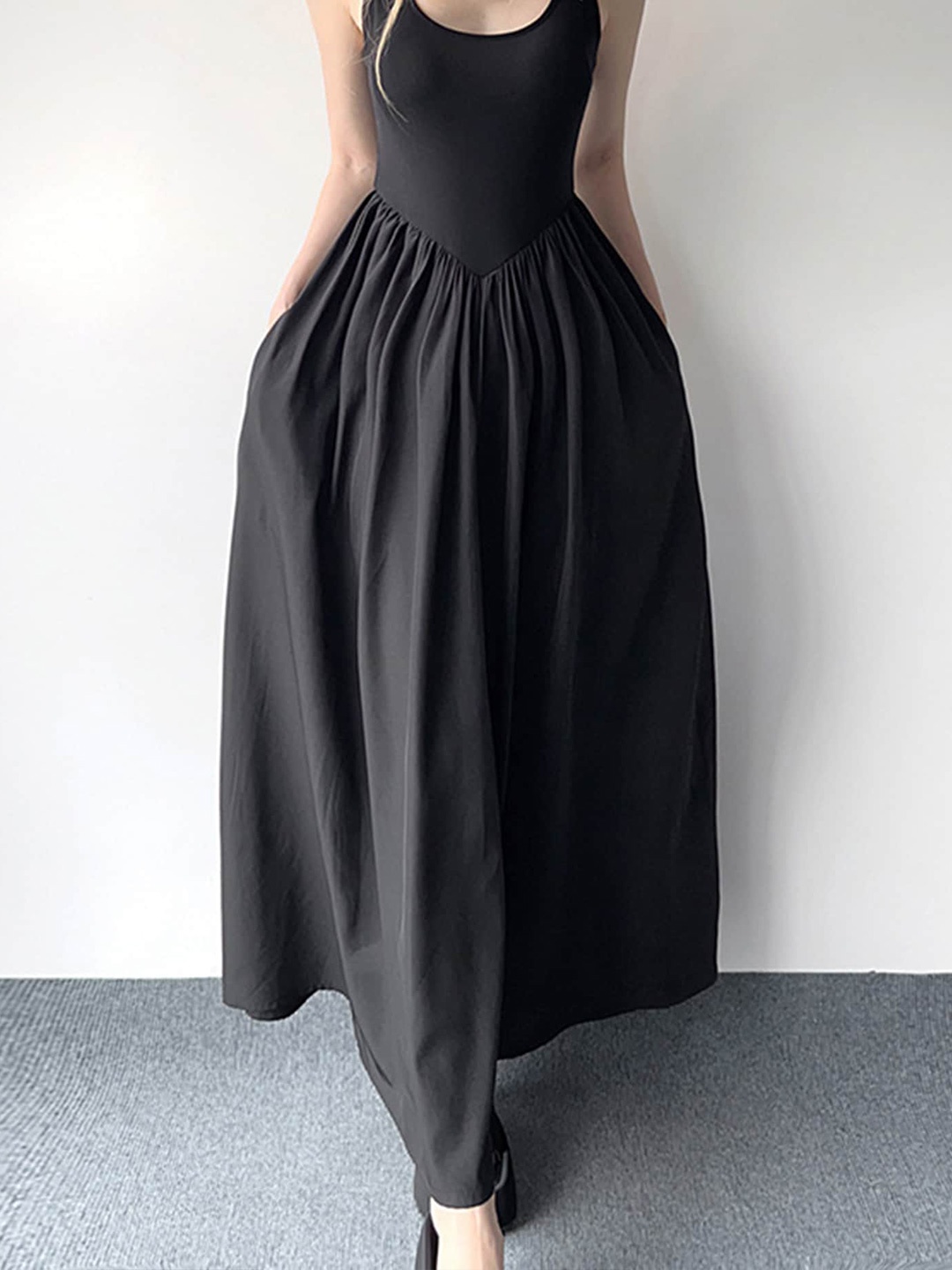 

LULU & SKY Round Neck Gathered Maxi Dress, Black