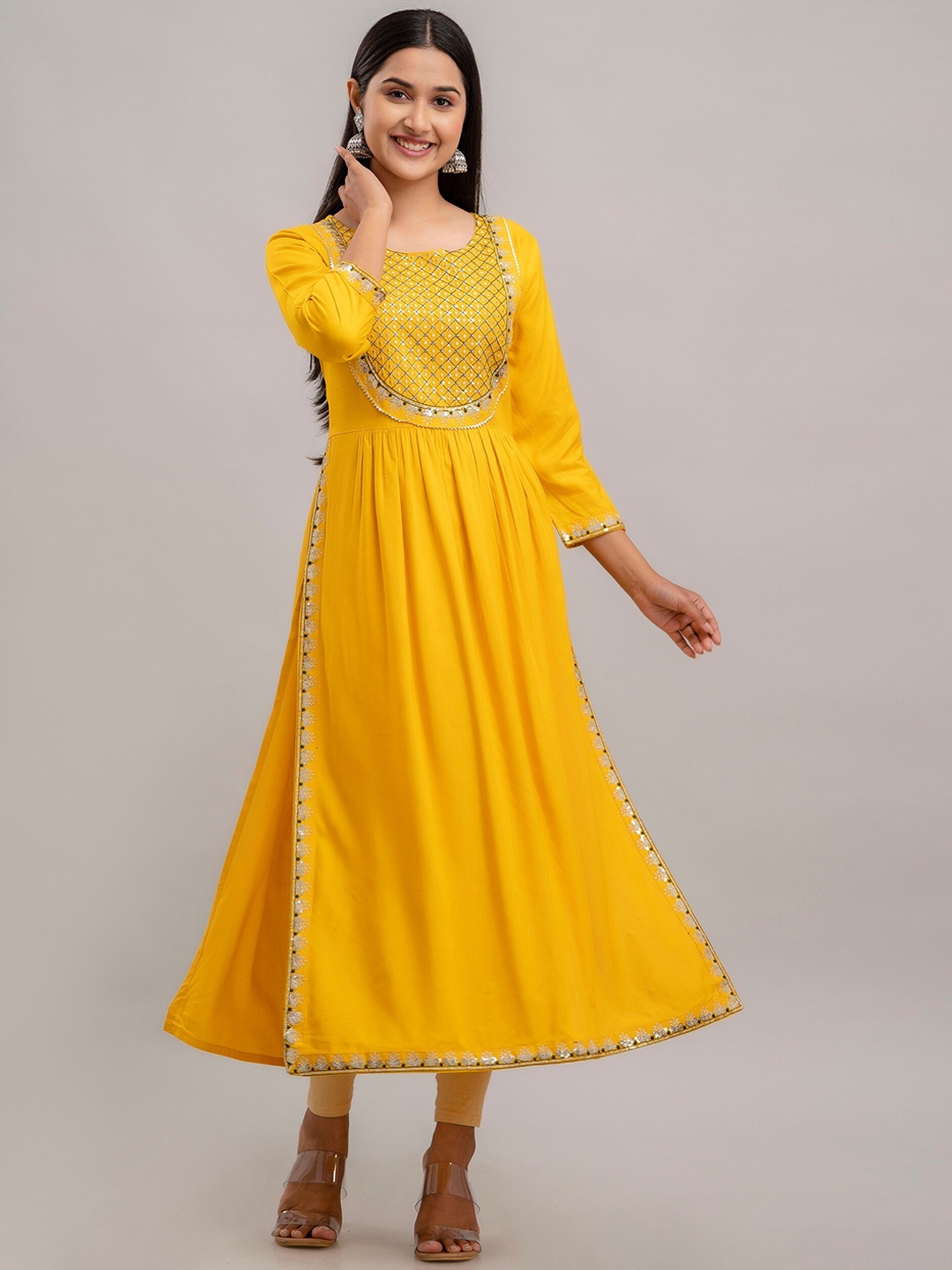 

Charu Ethnic Motifs Embroidered Sequinned High Slit Kurta, Mustard