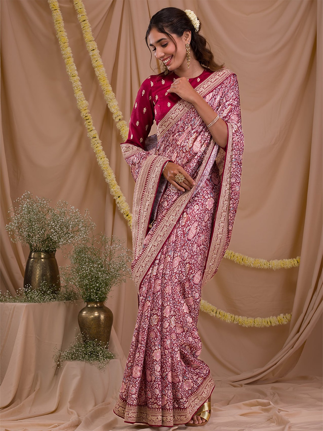 

Koskii Floral Printed Embroidered Detail Organza Saree, Maroon