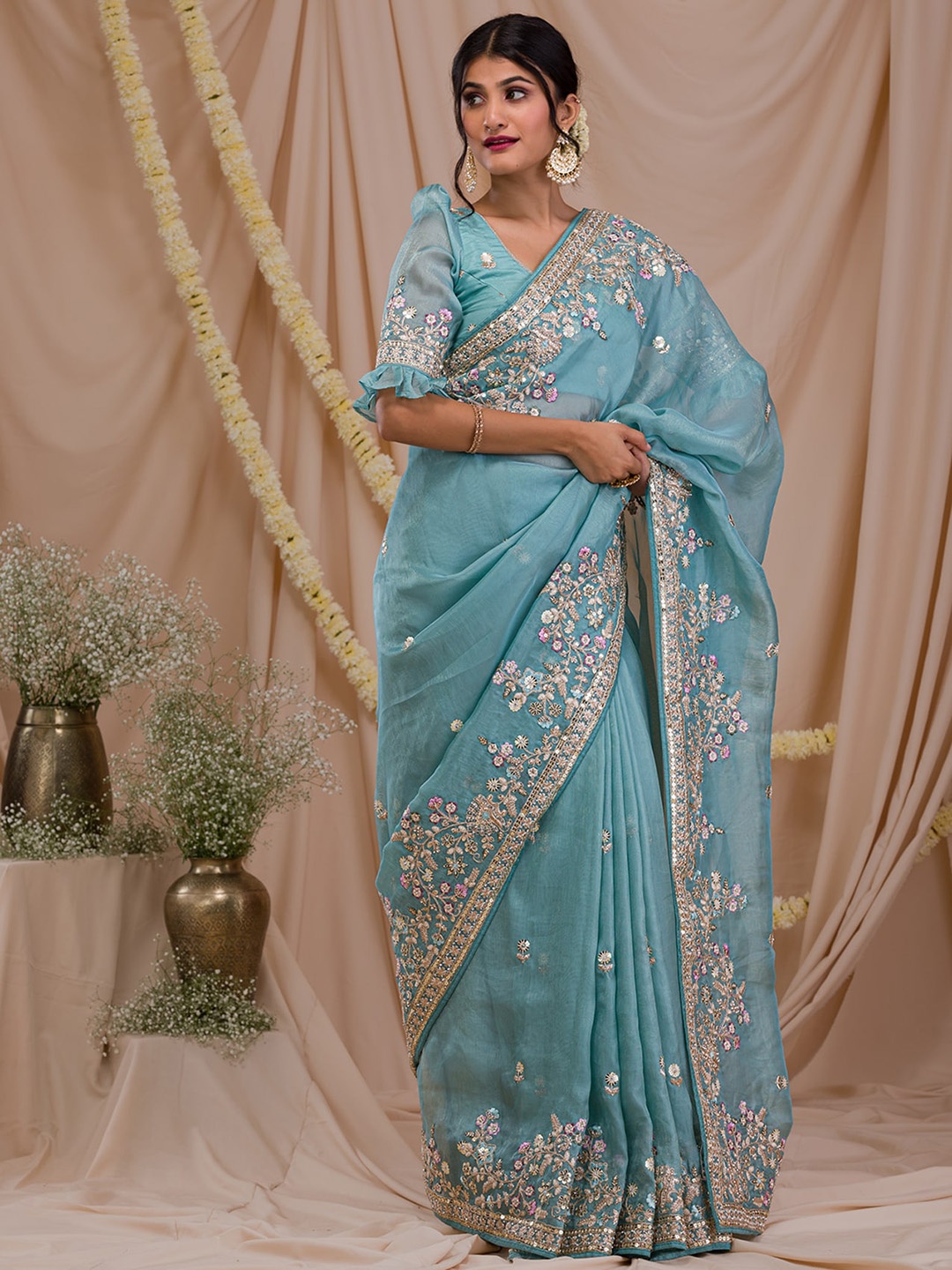 

Koskii Floral Embroidered Supernet Saree, Blue