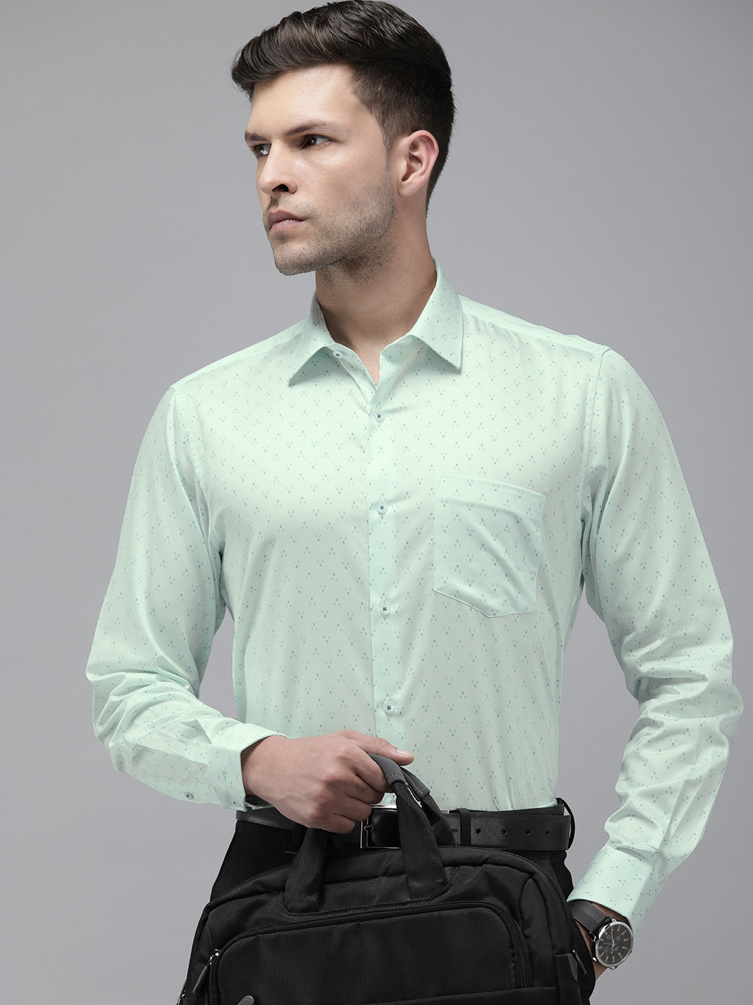 

Van Heusen Custom Ethnic Motifs Printed Pure Cotton Formal Shirt, Green