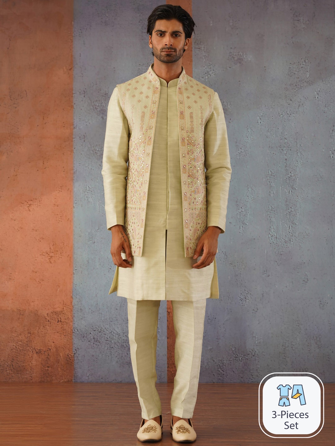 

KALPRAAG Embroidered Open Long Jacket Kurta Set, Green