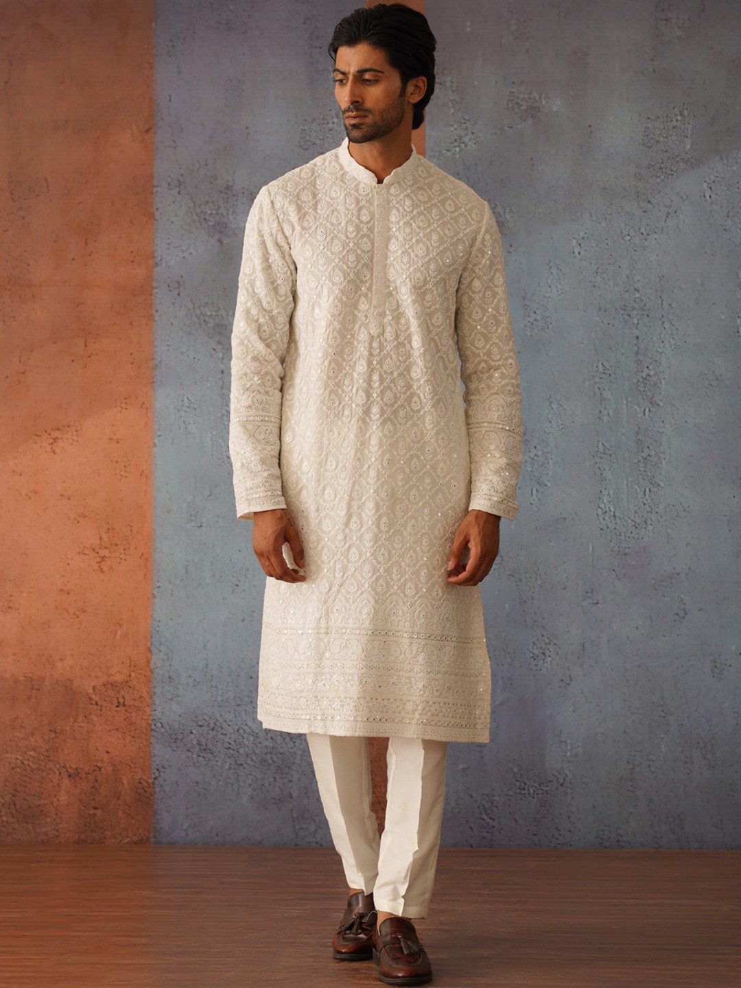 

KALPRAAG Embroidered Kurta Set, Off white