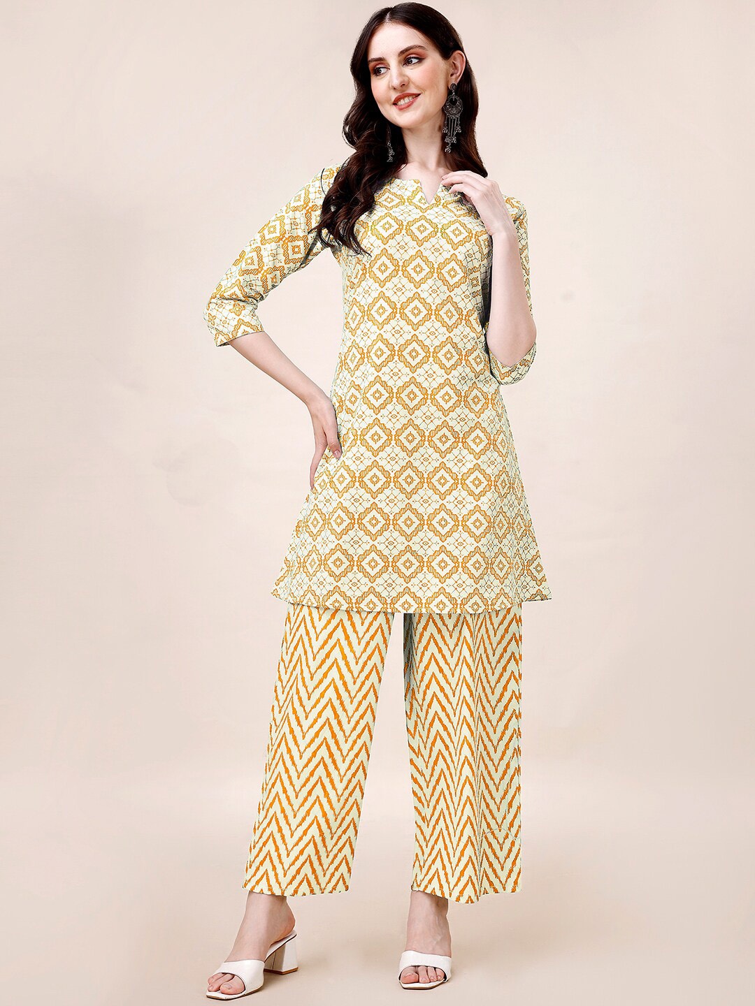 

KALINI Women Ethnic Printed Round Neck Three-Quarter Sleeve Kurta Set, Yellow