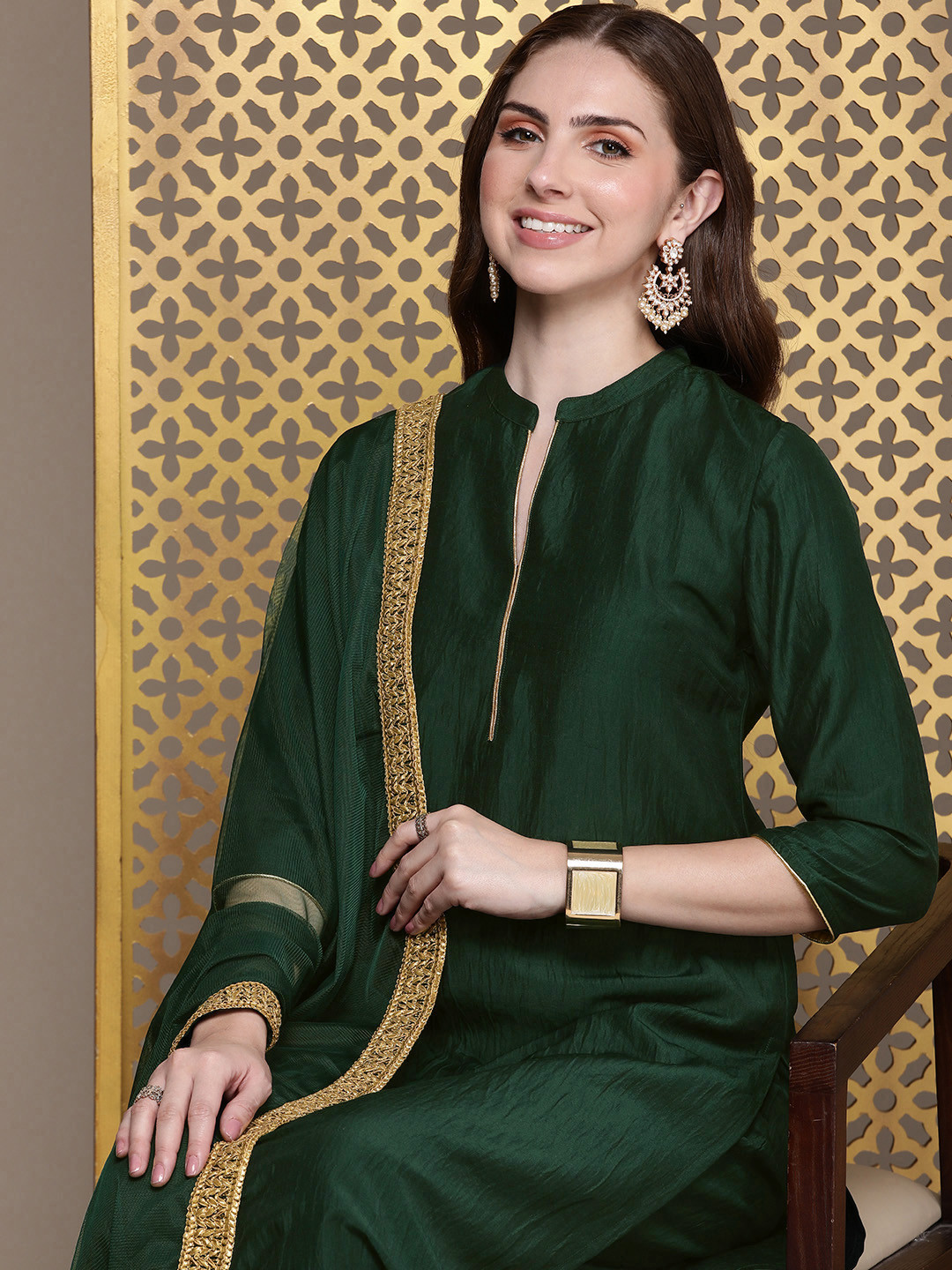 

House of Pataudi Women Jashn Kurta & Palazzos With Dupatta, Green