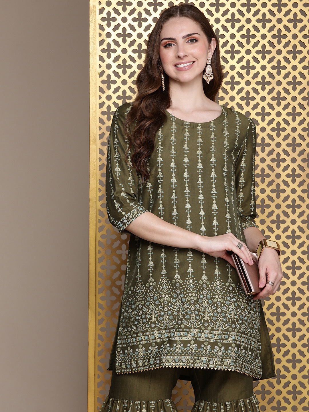 

House of Pataudi Ethnic Motifs Printed Regular Jashn Kurta with Sharara, Olive