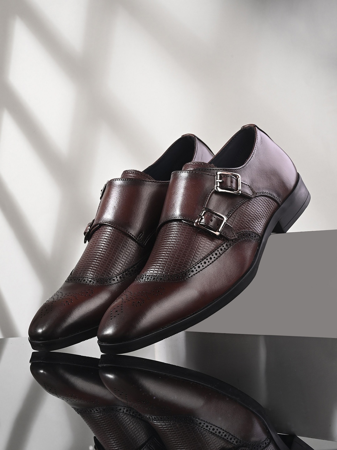 

San Frissco Men Textured Leather Formal Double Monk Shoes, Brown