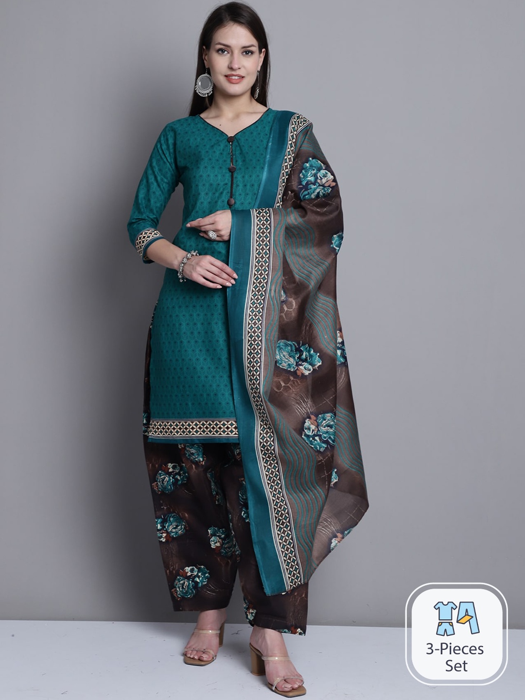 

Rajnandini Floral Printed Regular Kurta With Salwar & Dupatta, Green