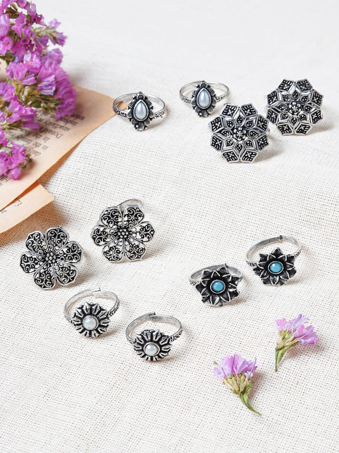 

TEEJH Set Of 5 Silver Plated Stone Studded Toe Rings