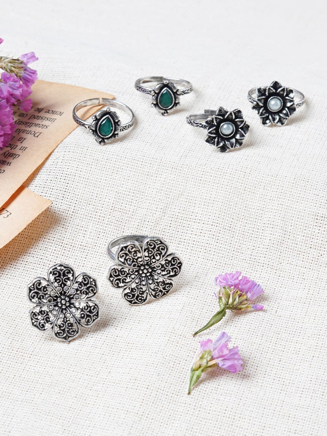

TEEJH Set Of 3 Oxidised Silver-Plated Stone-Studded Toe Rings