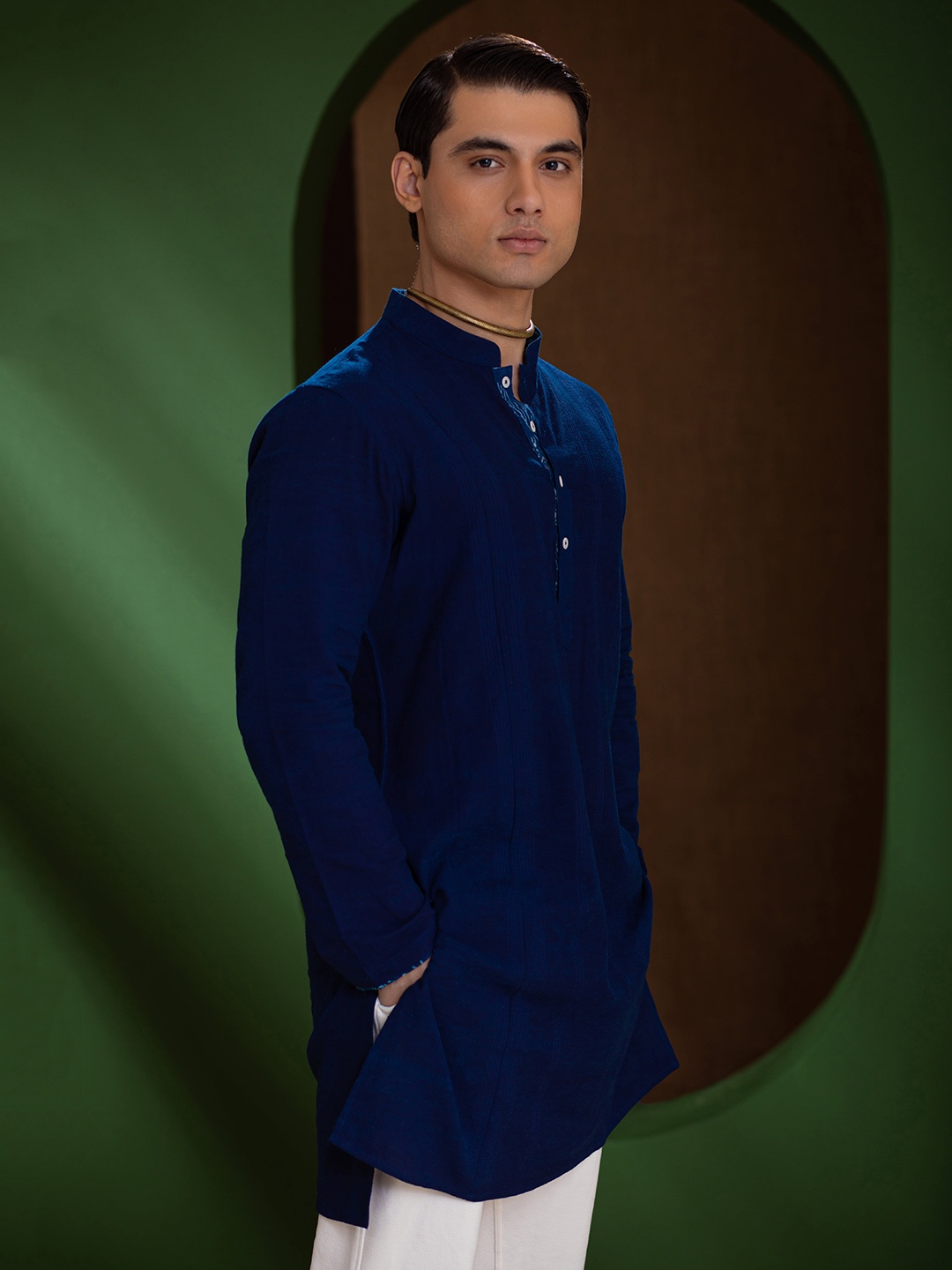 

Earthpiece Striped Mandarin Collar Pure Cotton Straight Kurta, Navy blue