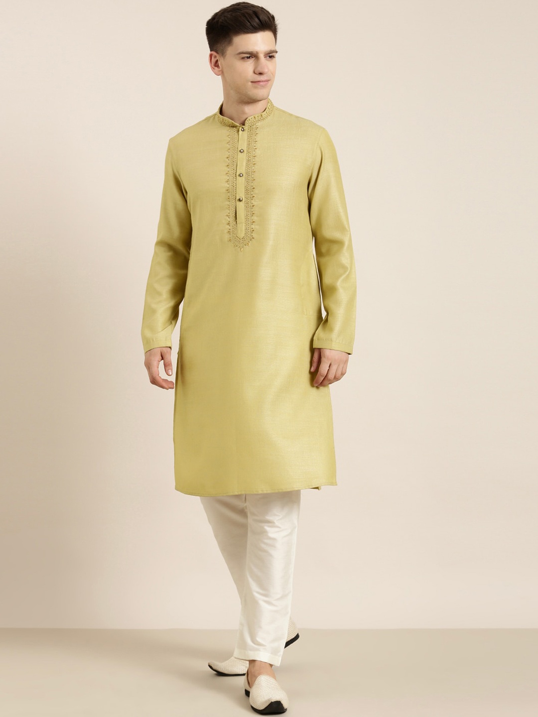 

TheEthnic.Co Mandarin Collar Regular Beads & Stones Pure Cotton Kurta With Pyjamas, Beige