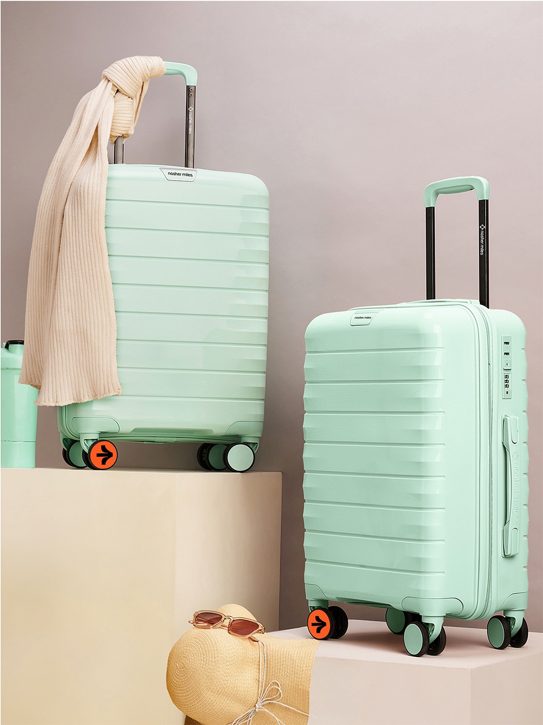 

Nasher Miles Vienna Polypropylene Set of 2 S/M Cool Mint Trolley Bags (55-65 cm), Green