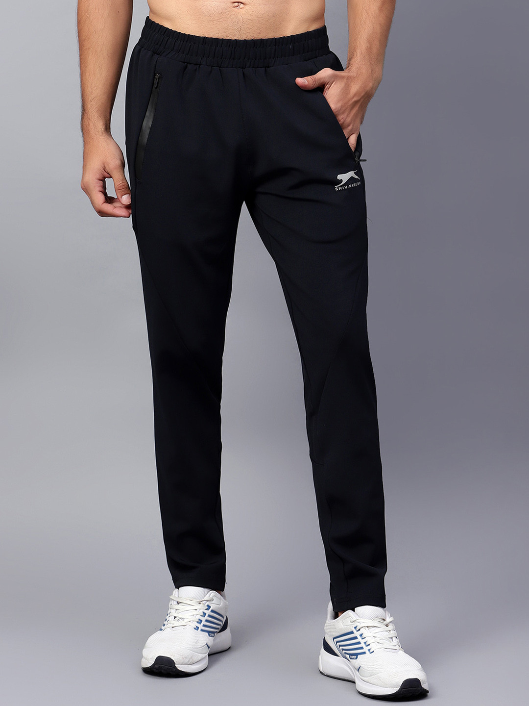 

Shiv Naresh Men Printed Detail Rapid-Dry Track Pants, Black