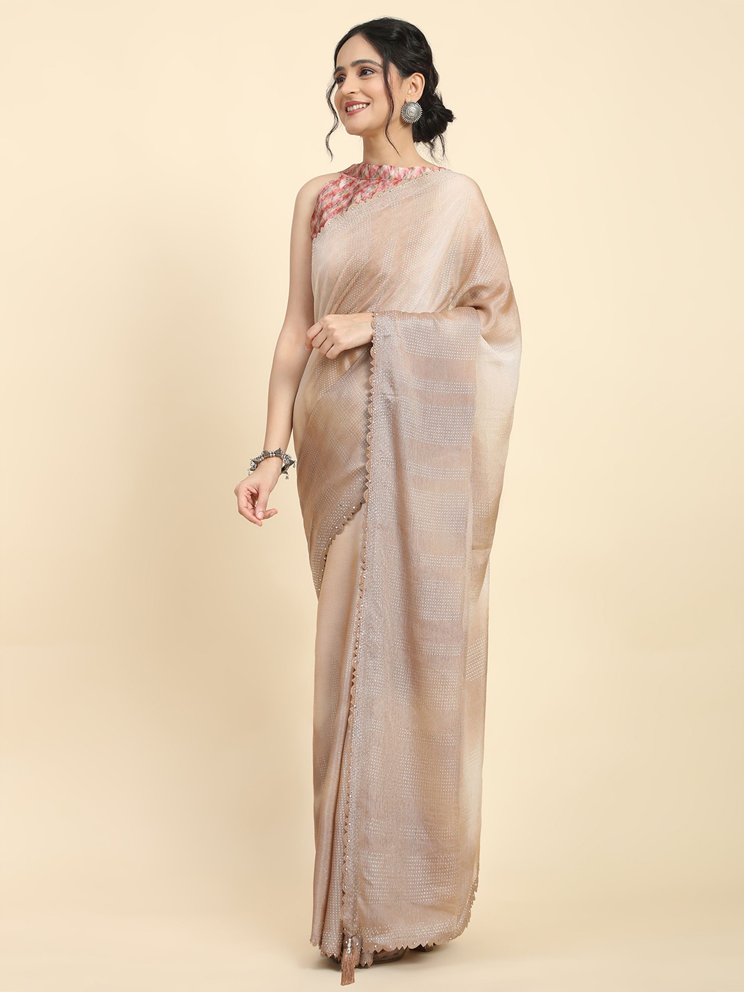 

RACHNA Embellished Beads and Stones Brasso Saree, Beige