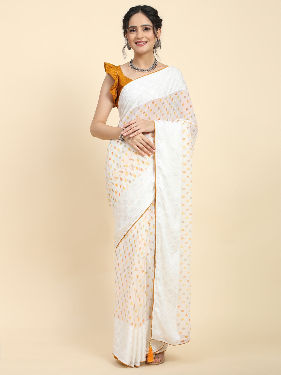 

RACHNA Paisley Printed Pure Georgette Saree, Yellow