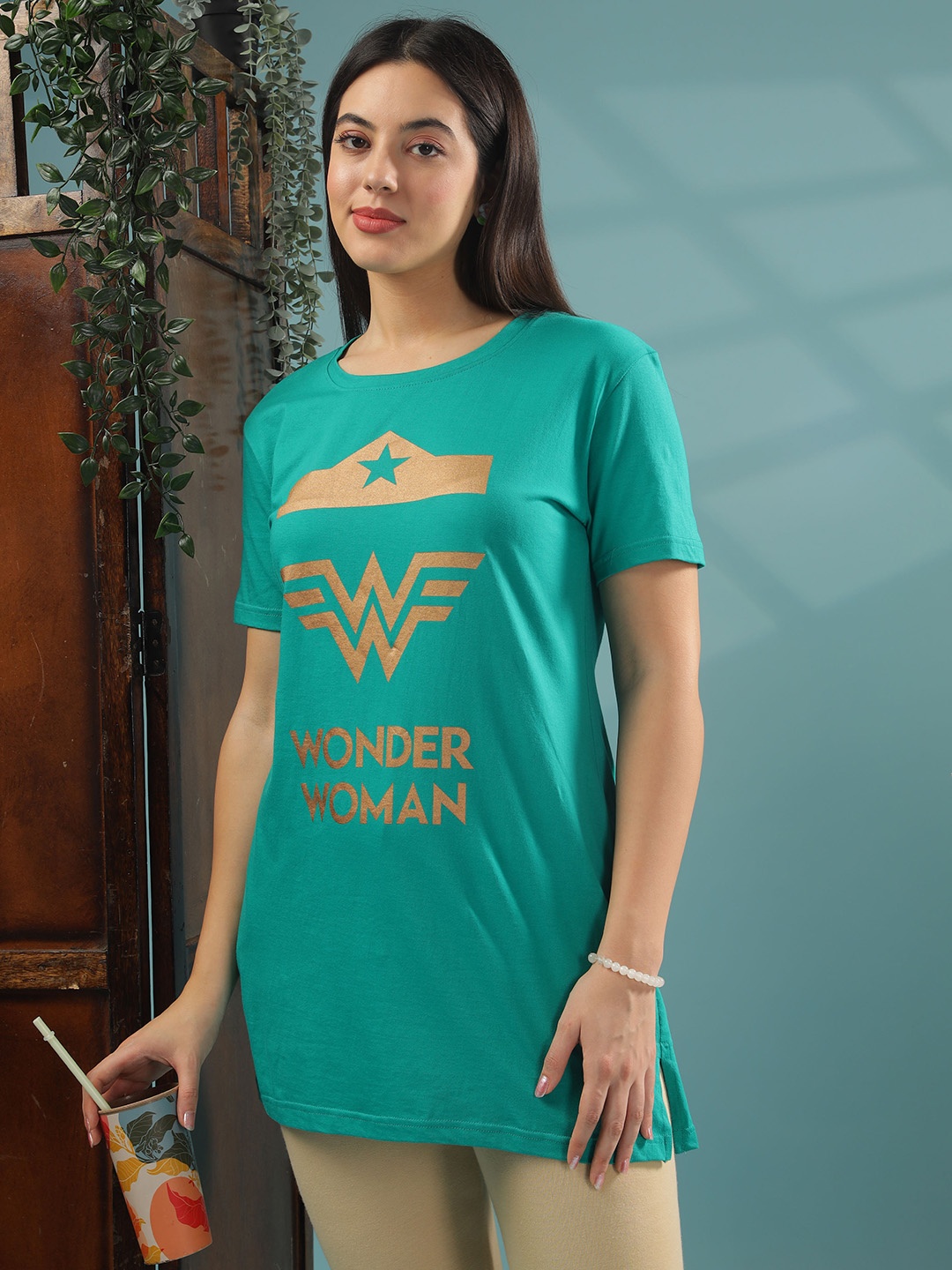 

9shines Label Typography Wonder Woman Printed Lounge T-shirt, Green