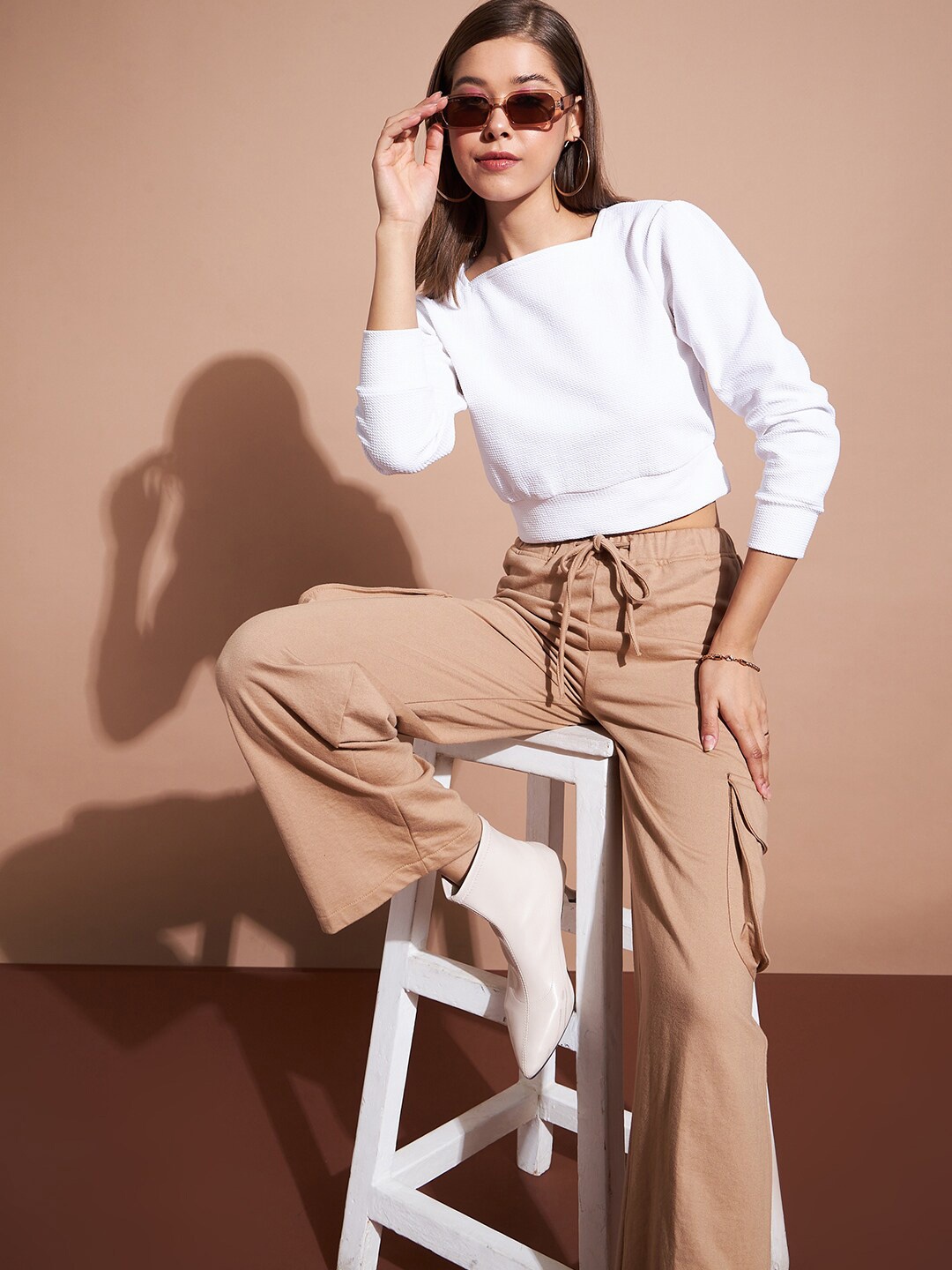 

DressBerry Square Neck Long Sleeves Crop Top, White