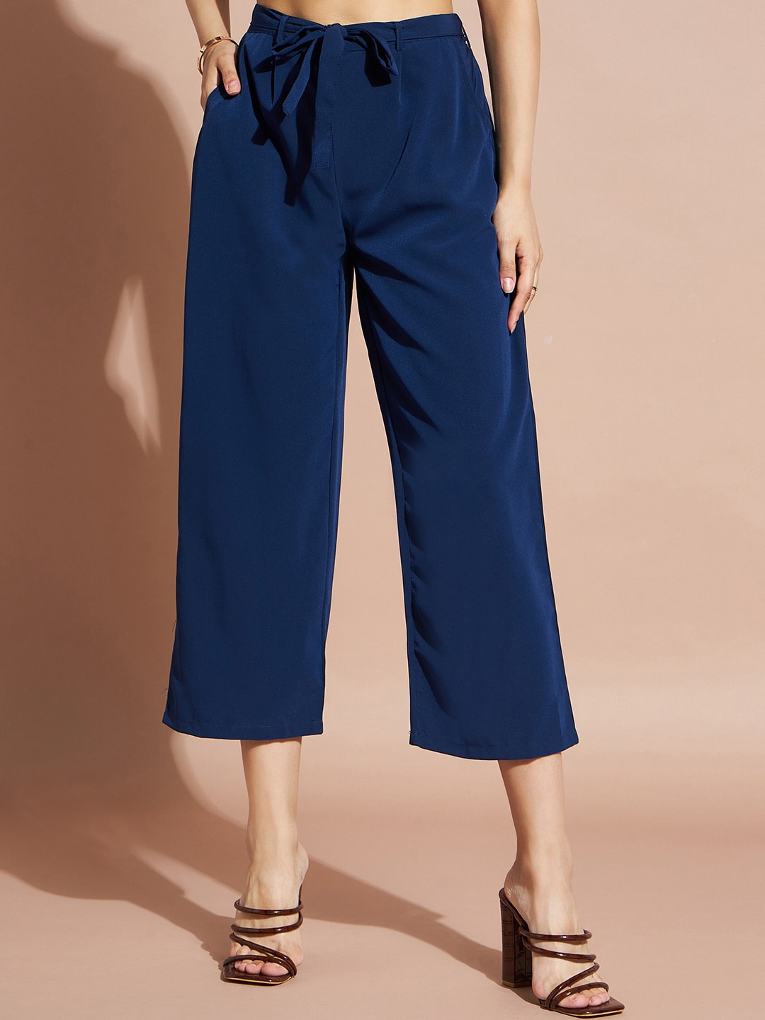 

DressBerry Women Mid Rise Plain Cropped Culottes, Navy blue