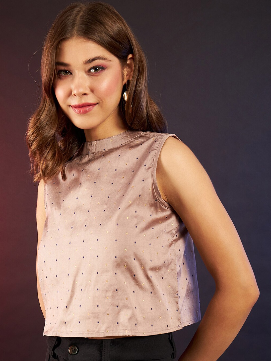 

DressBerry Brown Geometric Printed Sleeveless Top
