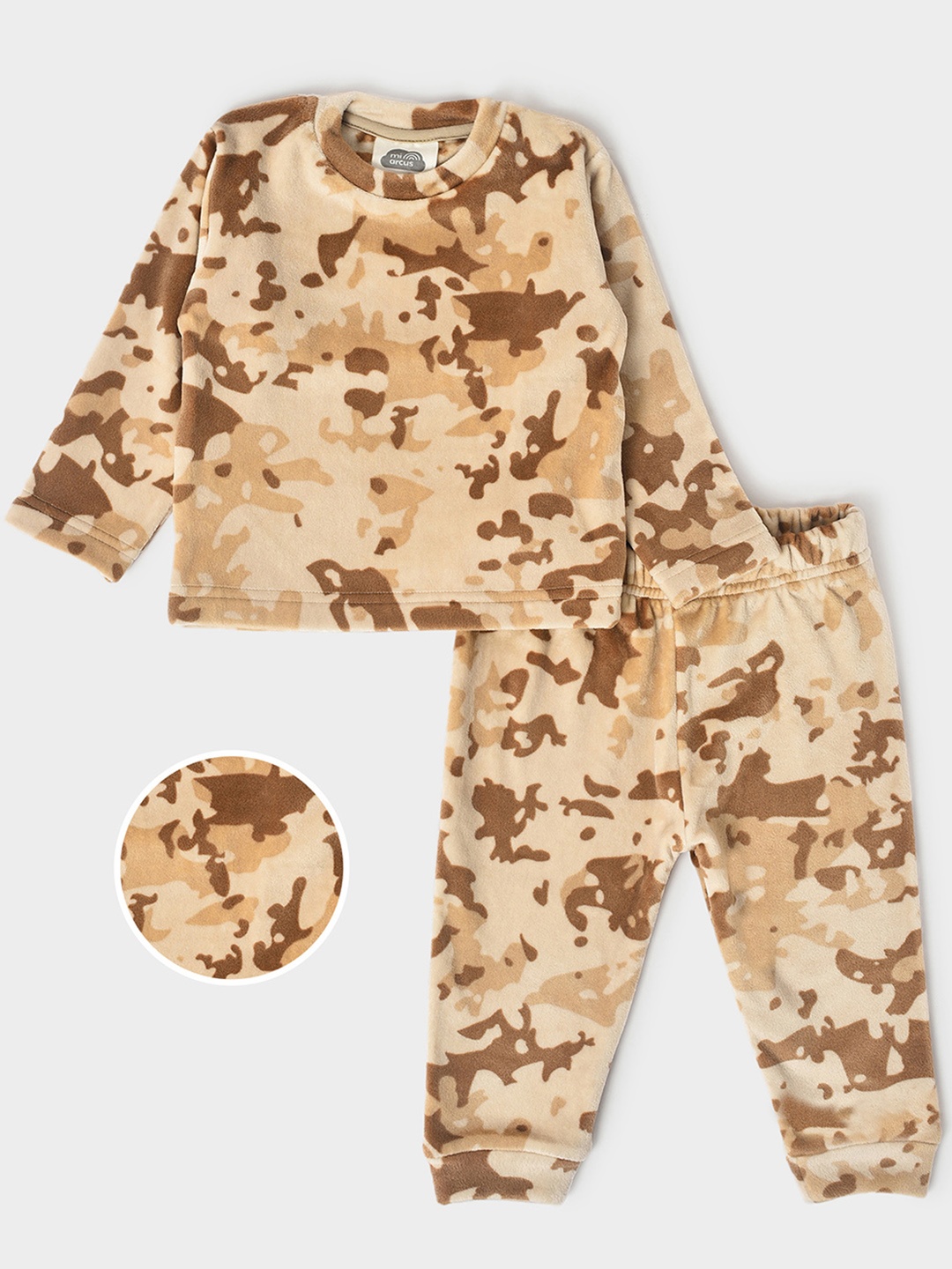 

MiArcus Kids Printed T-shirt With Trousers, Brown