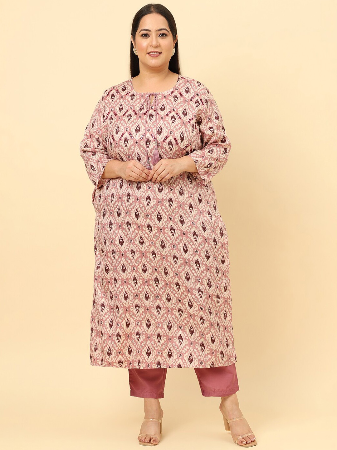 

Sringam Plus Size Ethnic Motifs Printed Regular Kurta With Trousers, Peach
