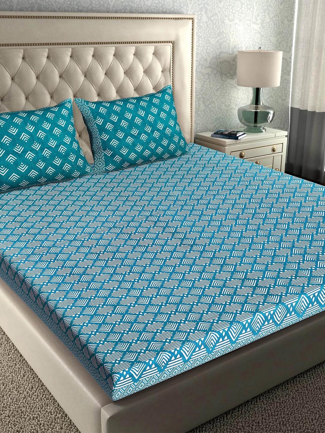 

Rajasthanikart Blue & White Printed Cotton 110 TC Queen Bedsheet with 2 Pillow Covers
