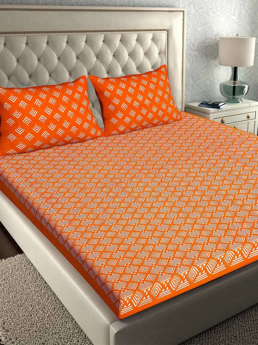 

Rajasthanikart Orange & White Geometric Cotton 110 TC Queen Bedsheet With 2 Pillow Covers