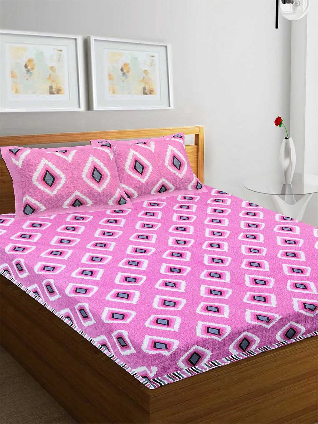 

Rajasthanikart Pink & White Geometric Cotton 110 TC Queen Bedsheet & 2 Pillow Covers
