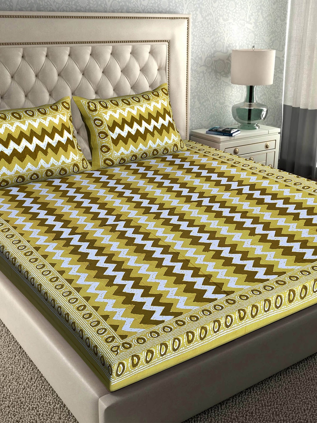 

Rajasthanikart Green & White Striped Cotton 110 TC Queen Bedsheet With 2 Pillow Covers