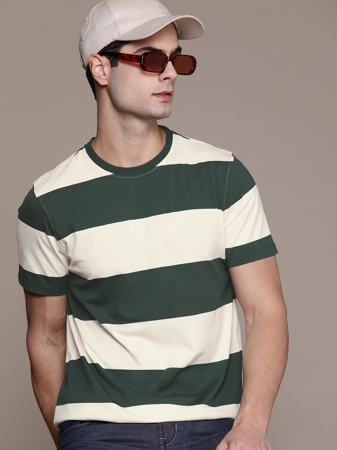 

The Roadster Lifestyle Co Striped T-shirt, Off white