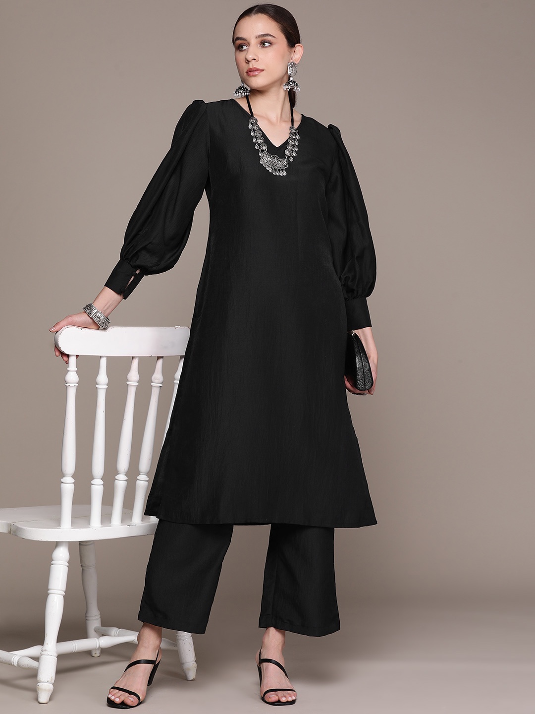 

Moda Rapido Solid Puff Sleeves Kurta, Black