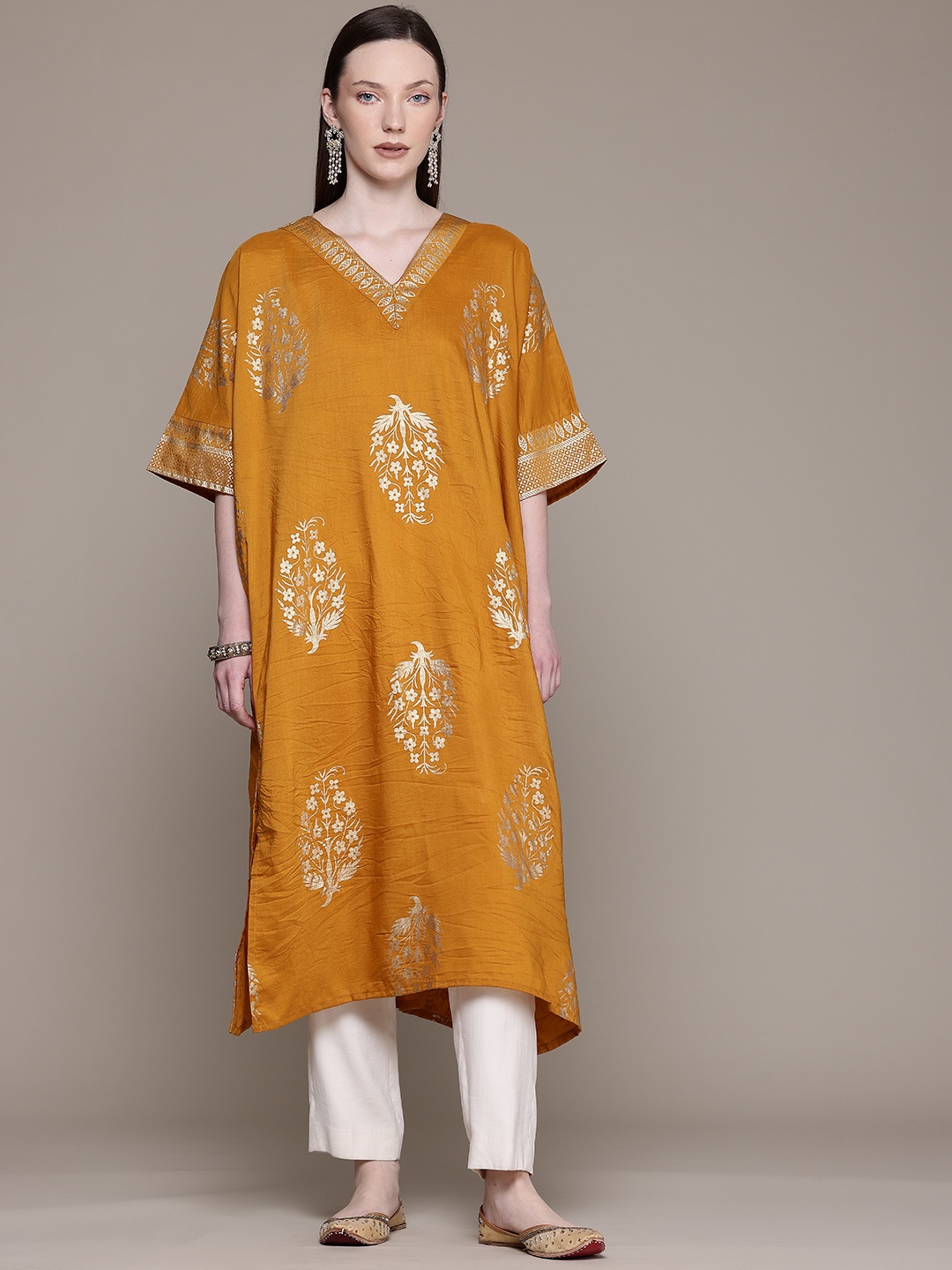 

Moda Rapido Ethnic Motifs Print Oversized Kurta, Mustard