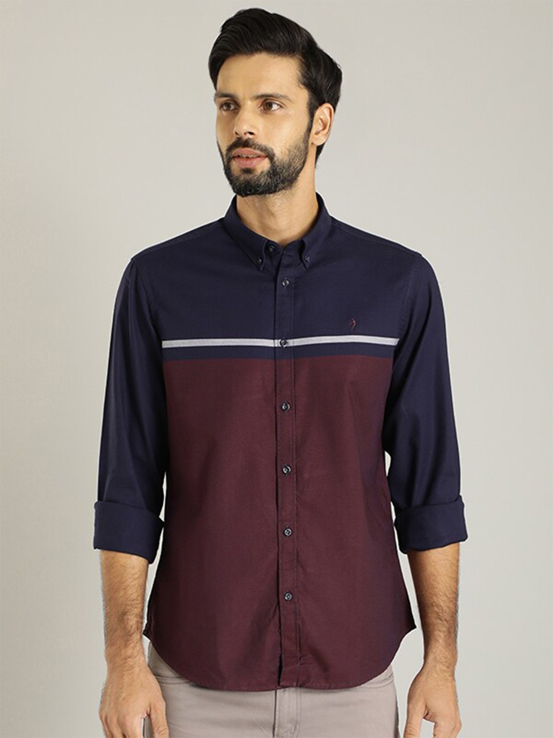 

Indian Terrain Classic Colourblocked Pure Cotton Casual Shirt, Navy blue