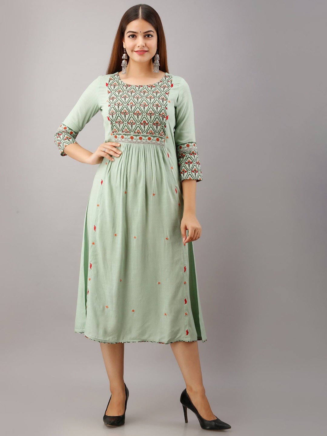 

FrionKandy Floral Printed A-Line Kurta, Olive