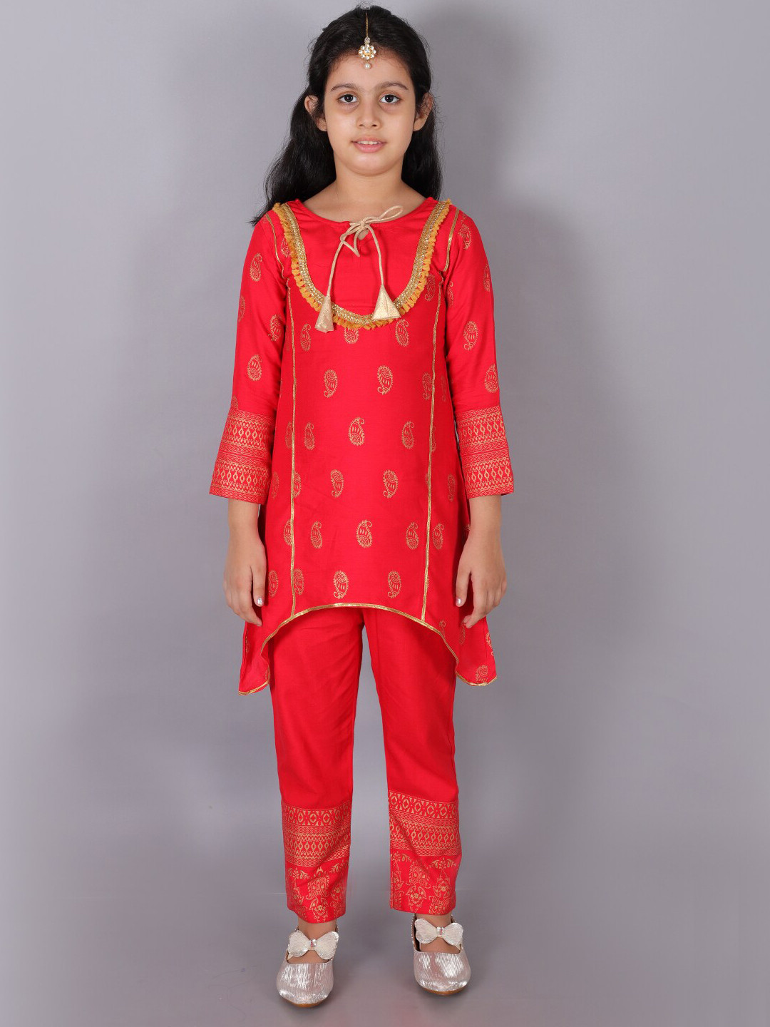 

M'andy Girls Paisley Printed Regular Dupion Silk Kurta with Trousers, Red