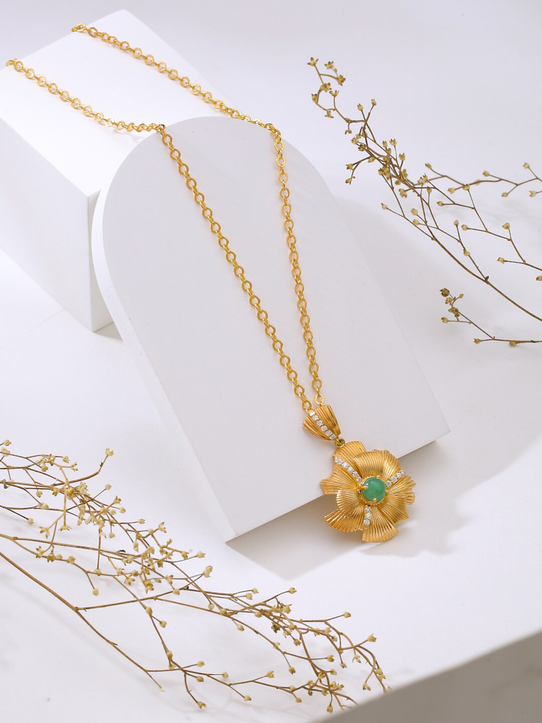 

925 Sterling silver Precious Emerald & Mossanite Studded Flower Layers Pendant with Chain, Rose gold