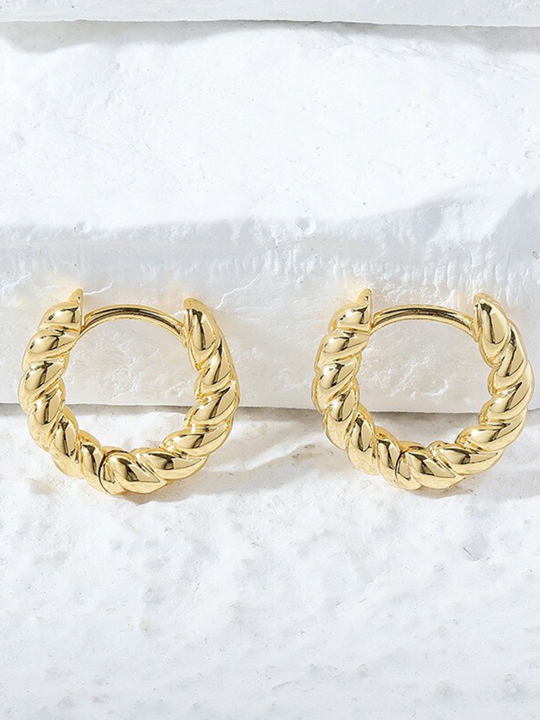 

MYKI Gold-Plated Contemporary Hoop Earrings