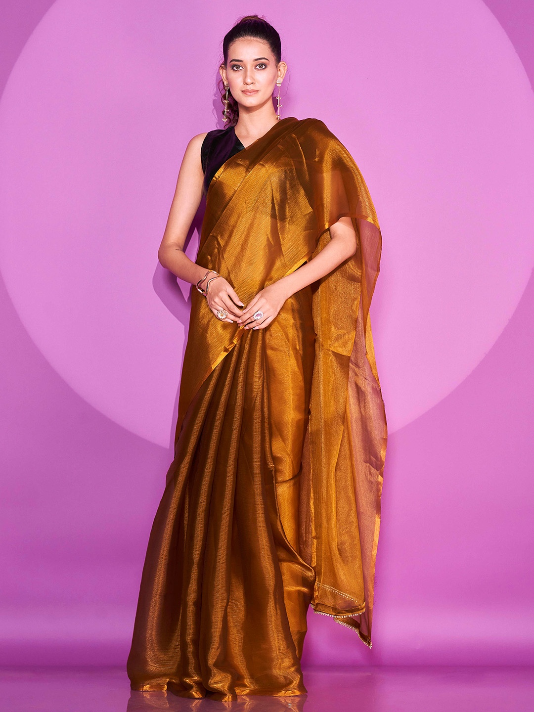 

Tikhi Imli Organza Saree With Stitched Blouse, Gold