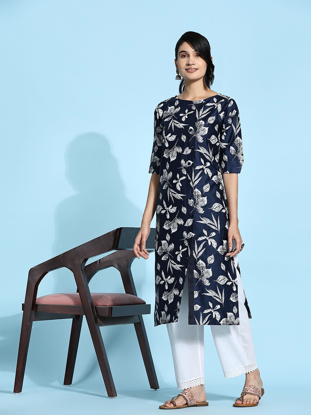

RACHNA Floral Printed Denim Kurta, Navy blue