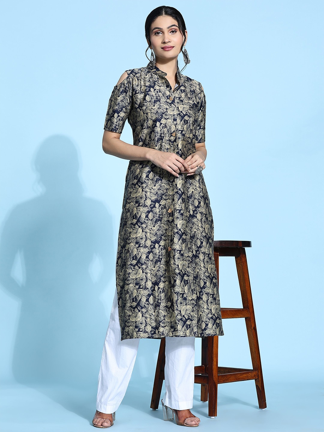 

RACHNA Ethnic Motifs Printed Mandarin Collar Denim Straight Kurta, Navy blue