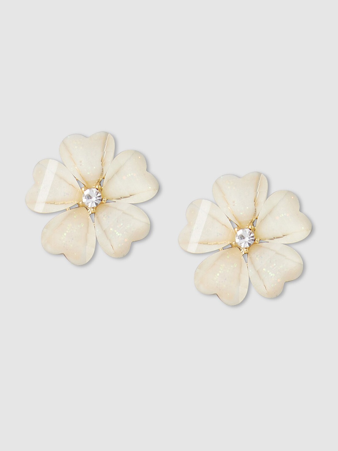 

Globus Gold-Plated Floral Stud Earrings, Off white