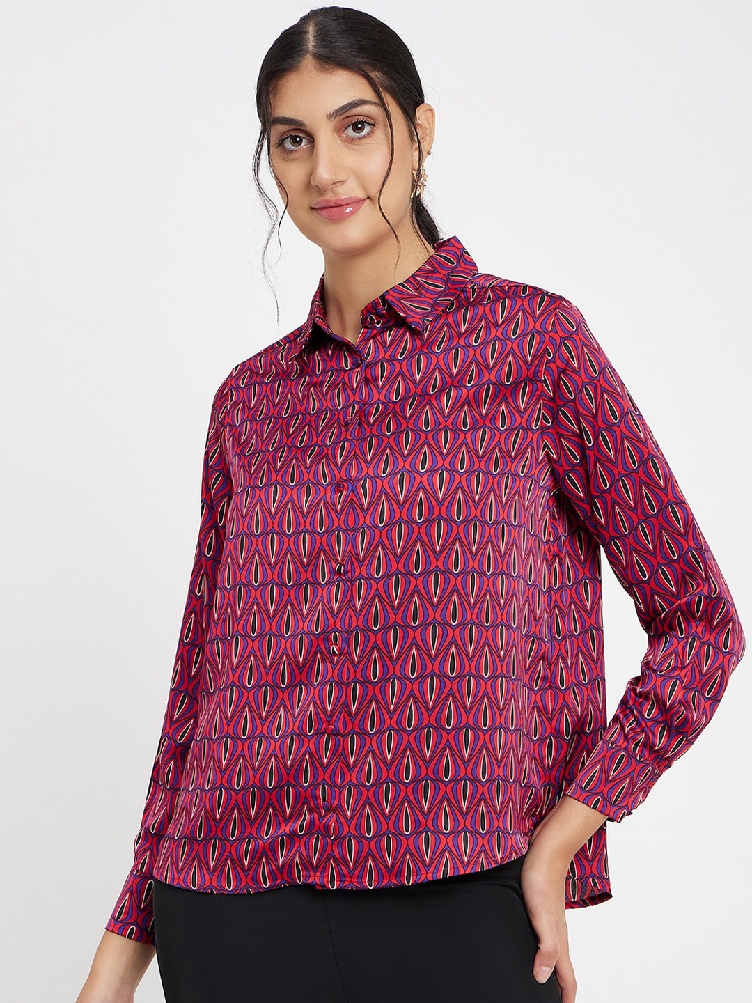 

Madame Geometric Printed Casual Shirt, Red
