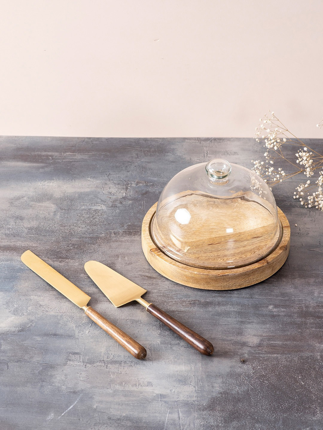 

nestroots 4-Pcs Brown & Transparent Cake Stand & Knives