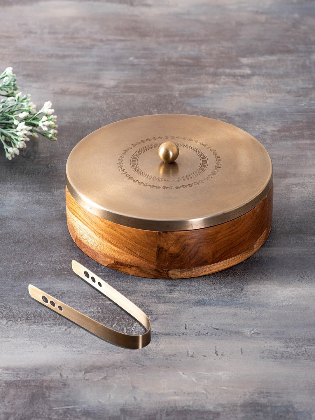 

nestroots Brown Chapatti Box With Tongs