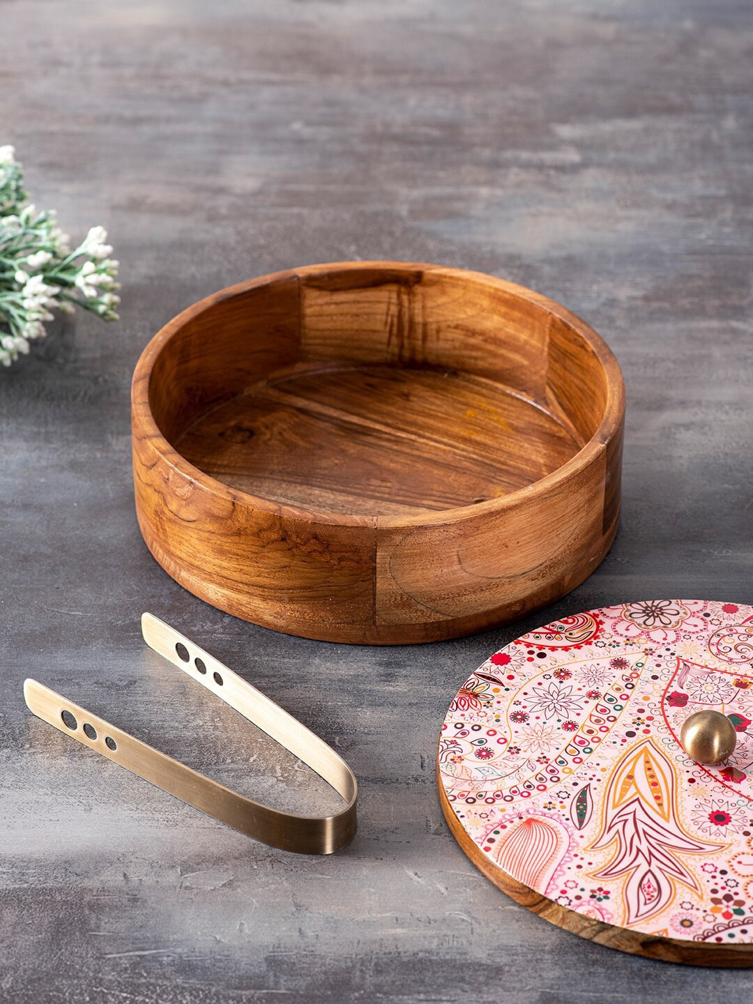 

nestroots Brown & White Paisley-Printed Roti Box & Tong